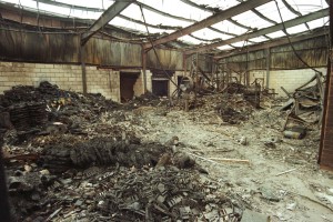 STEVE NASH PIC+++Peterborough Stadium FIRE 24.3.99+++ Fire started in this warehouse. The blaze quickly spread to the stadium immediately behind the building.