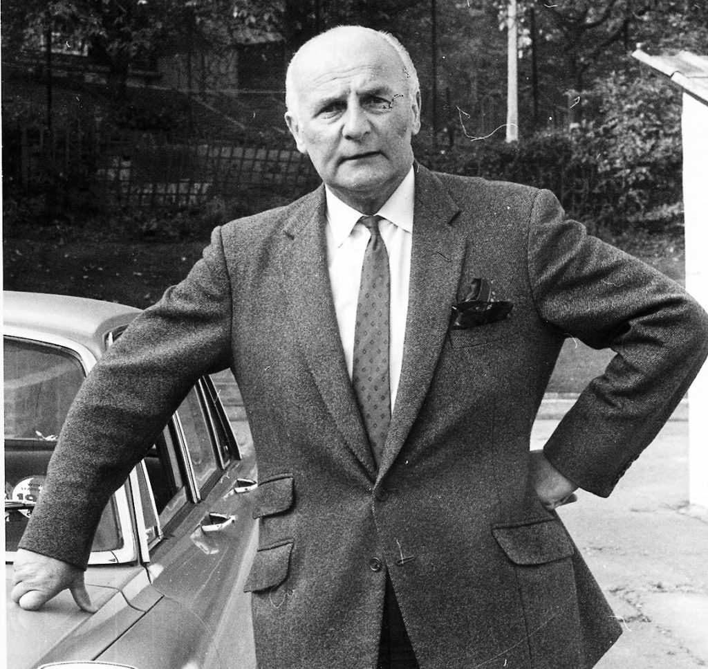 1996 Jack Harvey, one of the most successful trainers in the history of the sport, dies aged 88. After learning his trade on the coursing fields, Harvey became an assistant trainer to Jack Chadwick at the opening of White City in 1927. He later trained at White City, Harringay and Wembley and even had a spell training at a track near Paris. Harvey won two English Derbys with Davesland and Mile Bush Pride, plus five Oaks, five St Legers, four Laurels, a Grand National and a Gold Collar.