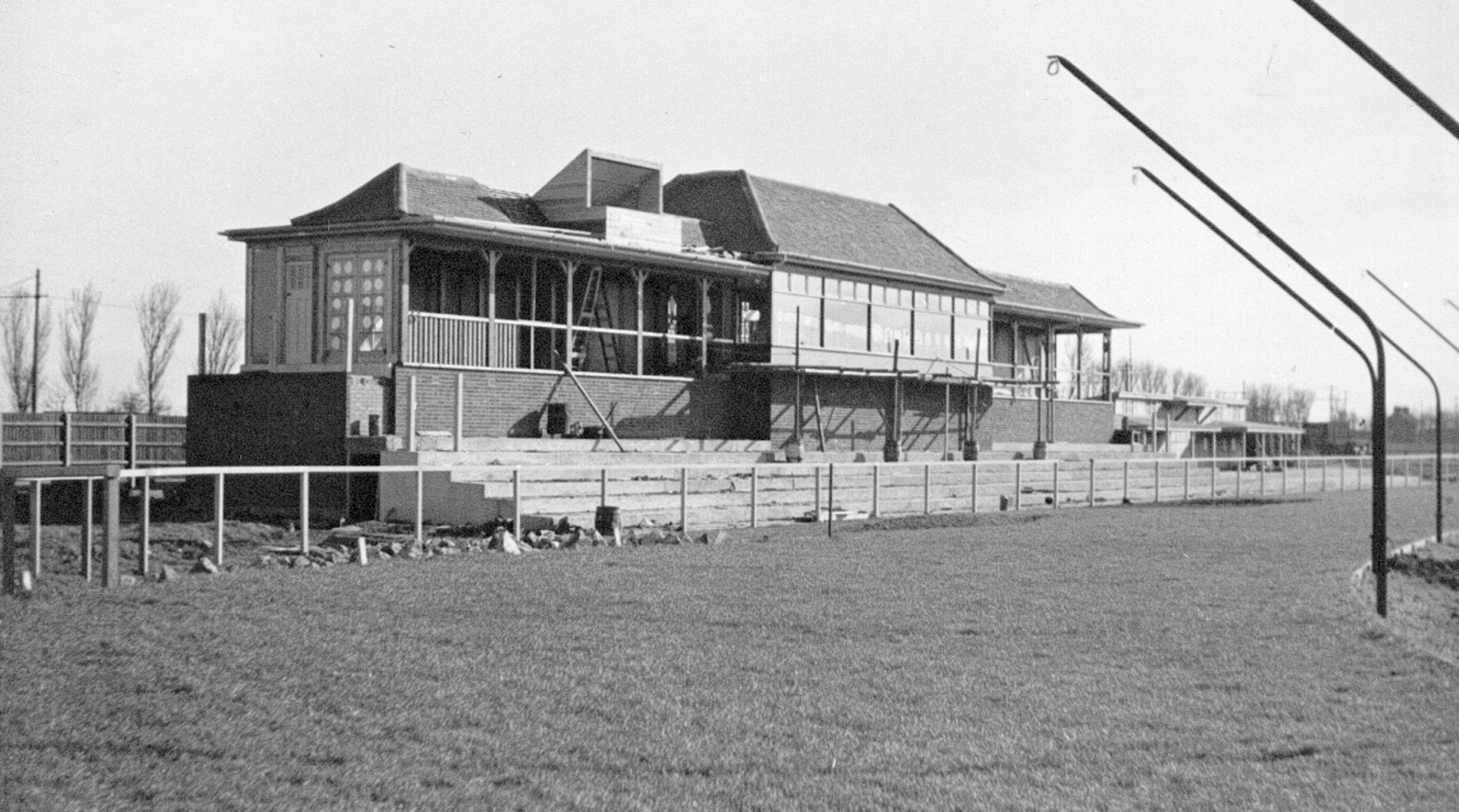 REMEMBER WHEN LIFE AND TIMES OF LEGENDARY LEN Greyhound Star News